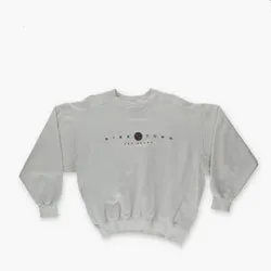 Vintage NIKE TOWN Las Vegas 90s Embroidered Spell Out Logo Crewneck Sweatshirt (S)