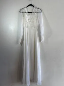Vintage Dress Circle white wedding gown - size xs
