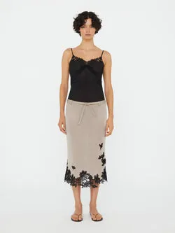Hibiscus Embroidered Rib Skirt