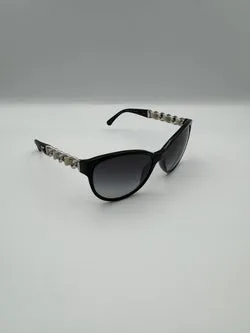 Chanel Sunglasses (Black)
