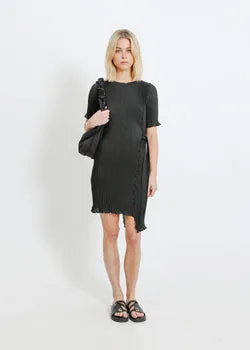 CHARLOTTE PLEAT DRESS / BLACK