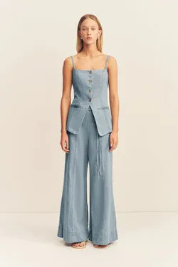 ELLSWORTH TAILORED TOP - BLEACHED BLUE