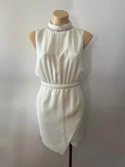 Camilla & Marc Sleeveless White Mini Dress Size 6
