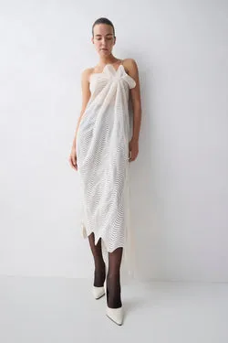 IVORY SCALLOPED LACE DRIFT DRESS