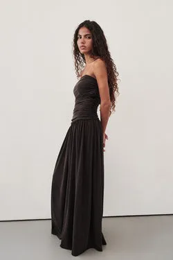 SHARI BURNT CHOC STRAPLESS BANDEAU MIDI DRESS