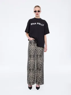 Chloe Oversized Tee Core Logo