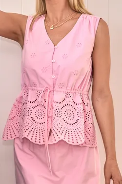 Hazel Broderie Top - Pink