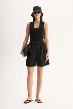 Clara Short Black