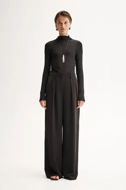 Iris Top Black