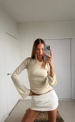 Rustyn Mini Skirt (Oat)