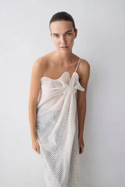IVORY SCALLOPED LACE DRIFT DRESS