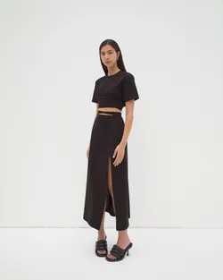 The Cropped Tie Tee - Black